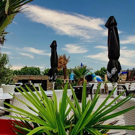 Harbourskitchenhouse@sea *